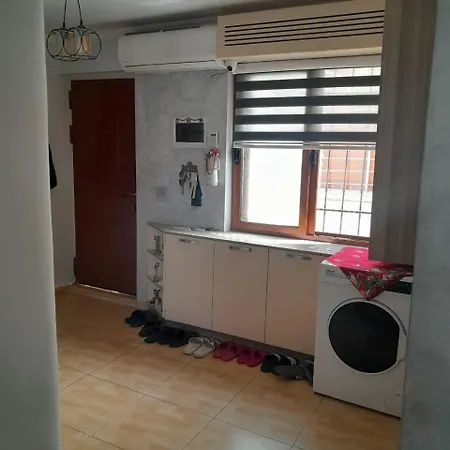 Arbi Haus Lägenhet Vlorë