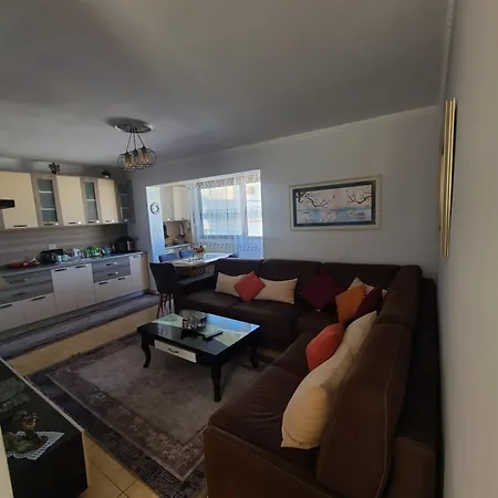 Arbi Haus Lägenhet Vlorë